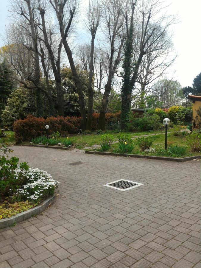 Il Gelsomino Appartement Villa Guardia Buitenkant foto